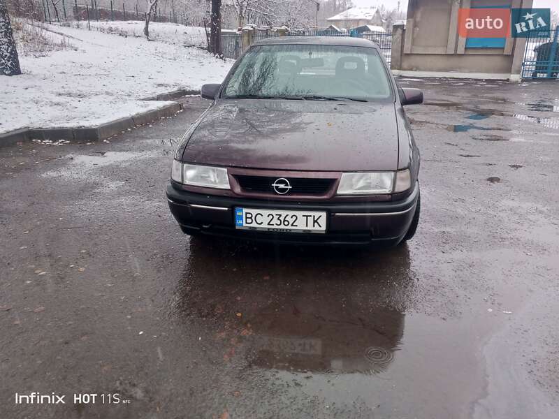 Седан Opel Vectra 1991 в Золочеві