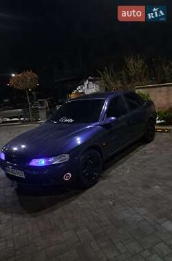 Седан Opel Vectra 1998 в Львові