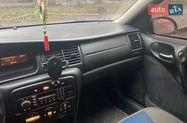 Седан Opel Vectra 2001 в Житомире