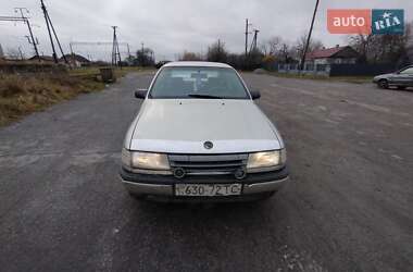 Седан Opel Vectra 1990 в Мирополі