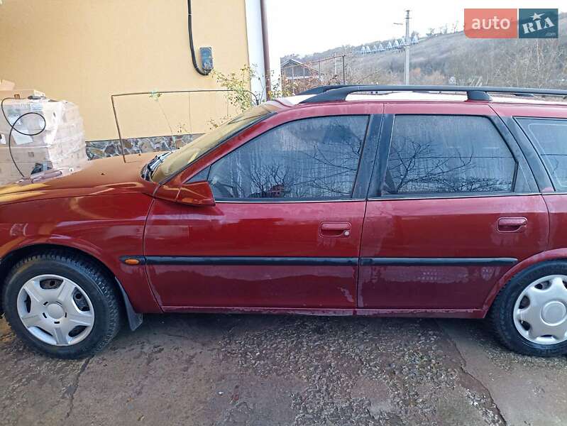Универсал Opel Vectra 1997 в Каменец-Подольском