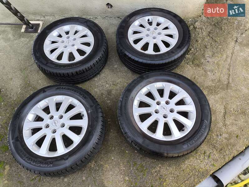 Ліфтбек Opel Vectra 2003 в Дрогобичі