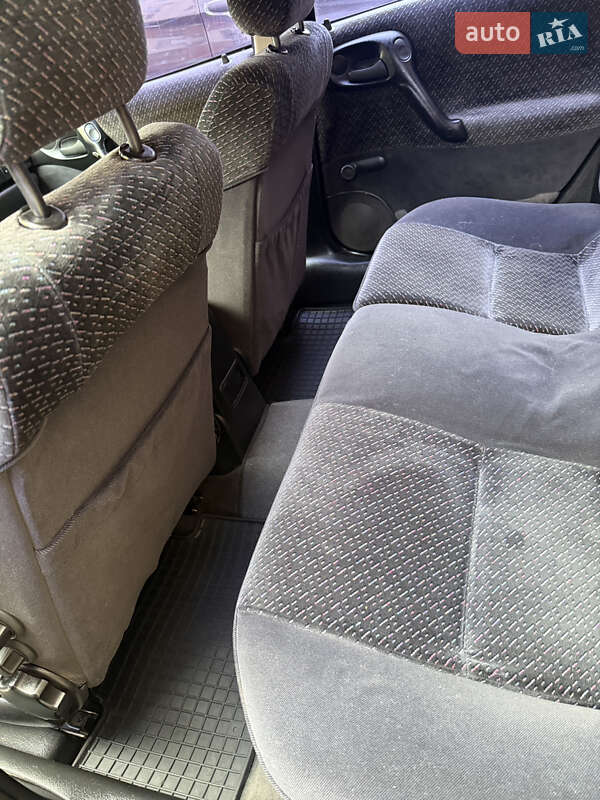 Седан Opel Vectra 1997 в Одесі