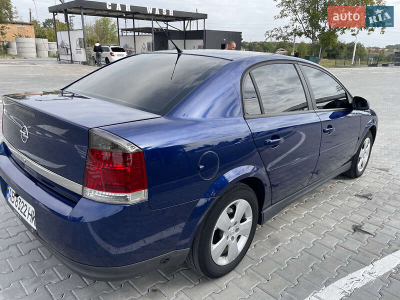 Седан Opel Vectra 2003 в Тульчине