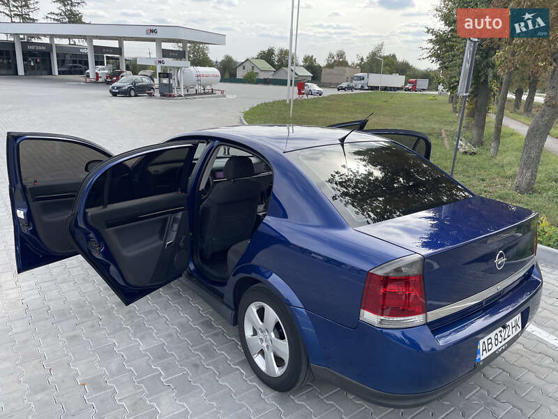 Седан Opel Vectra 2003 в Тульчине