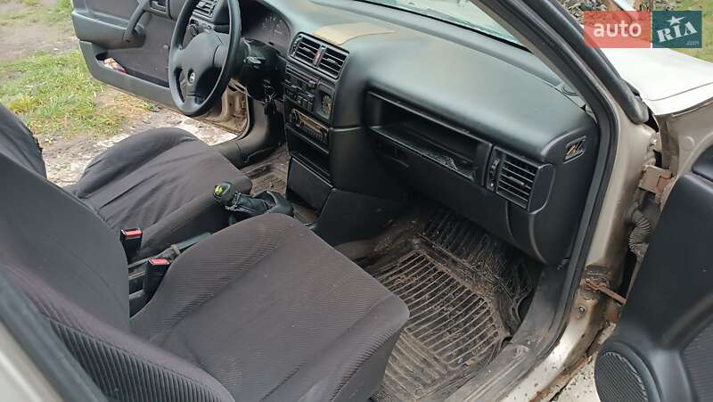 Седан Opel Vectra 1992 в Києві