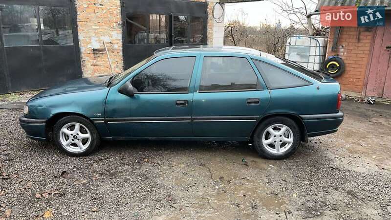 Универсал Opel Vectra 1995 в Немирове