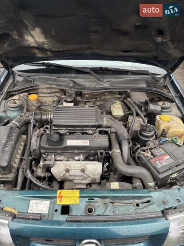 Седан Opel Vectra 1995 в Львові фото 5 Седан Opel Vectra 1995 в Львові