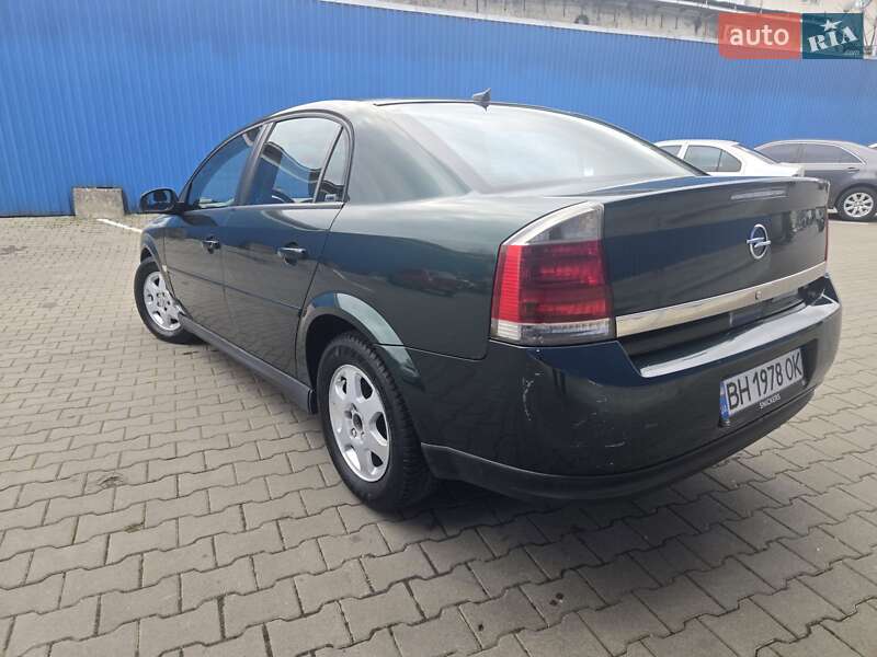 Седан Opel Vectra 2005 в Одесі