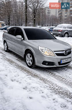Седан Opel Vectra 2008 в Шполе