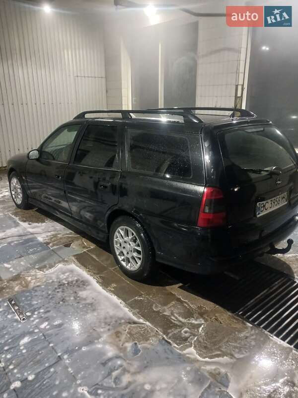 Універсал Opel Vectra 1999 в Трускавці