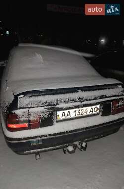 Седан Opel Vectra 1989 в Киеве
