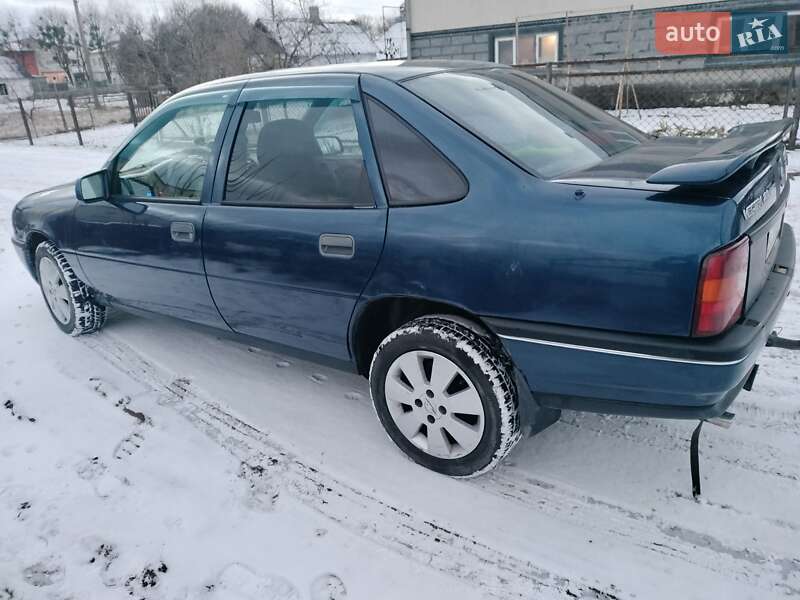 Седан Opel Vectra 1991 в Радехові