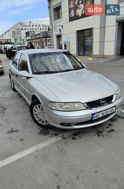 Седан Opel Vectra 1999 в Дніпрі