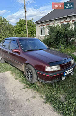 Лифтбек Opel Vectra 1990 в Чугуеве