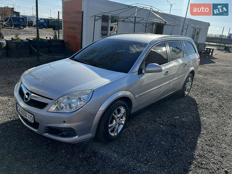 Универсал Opel Vectra 2008 в Умани