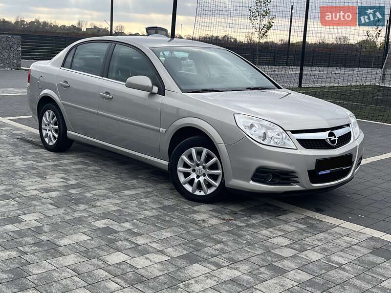 Седан Opel Vectra 2008 в Мукачево