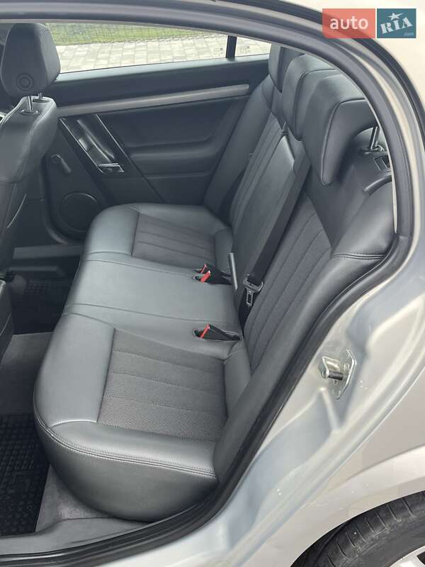 Седан Opel Vectra 2008 в Мукачево