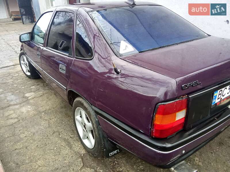 Седан Opel Vectra 1990 в Каменке-Бугской