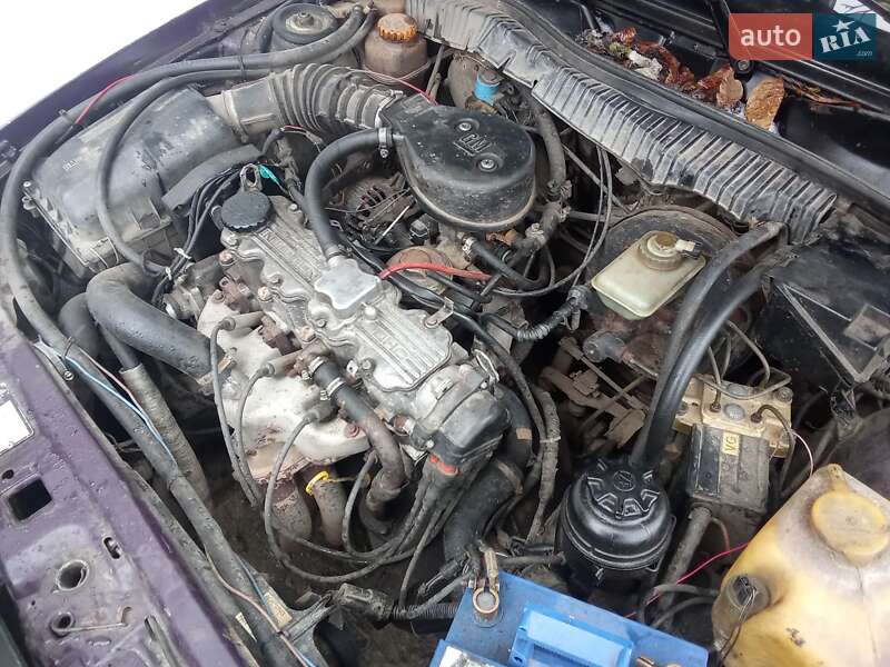 Седан Opel Vectra 1990 в Каменке-Бугской