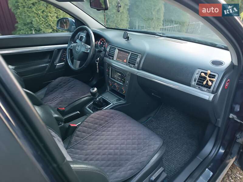 Седан Opel Vectra 2006 в Королеве фото 51 Седан Opel Vectra 2006 в Королеве