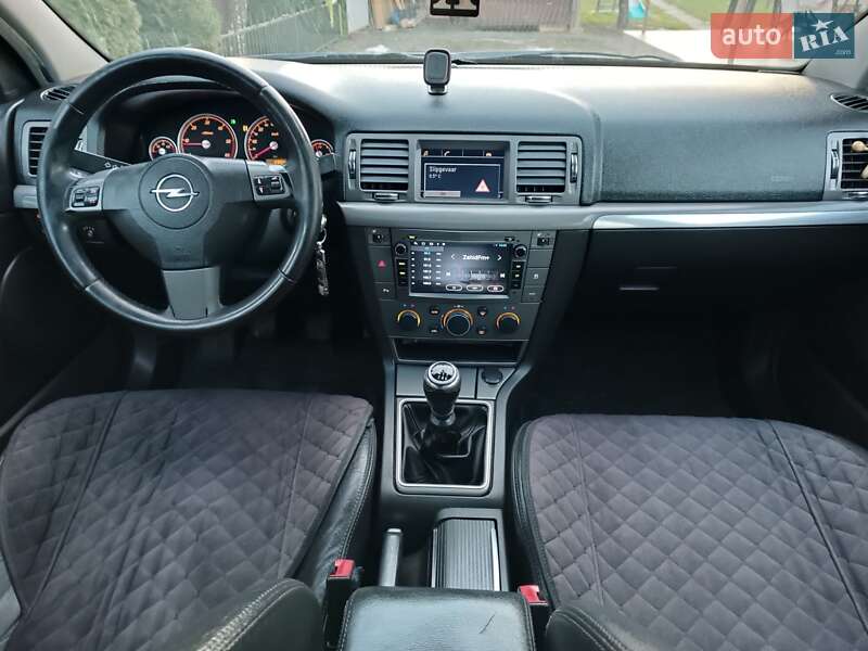 Седан Opel Vectra 2006 в Королеве фото 54 Седан Opel Vectra 2006 в Королеве