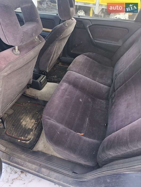 Седан Opel Vectra 1994 в Ракитном