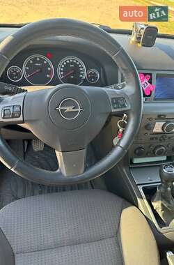 Универсал Opel Vectra 2005 в Владимире