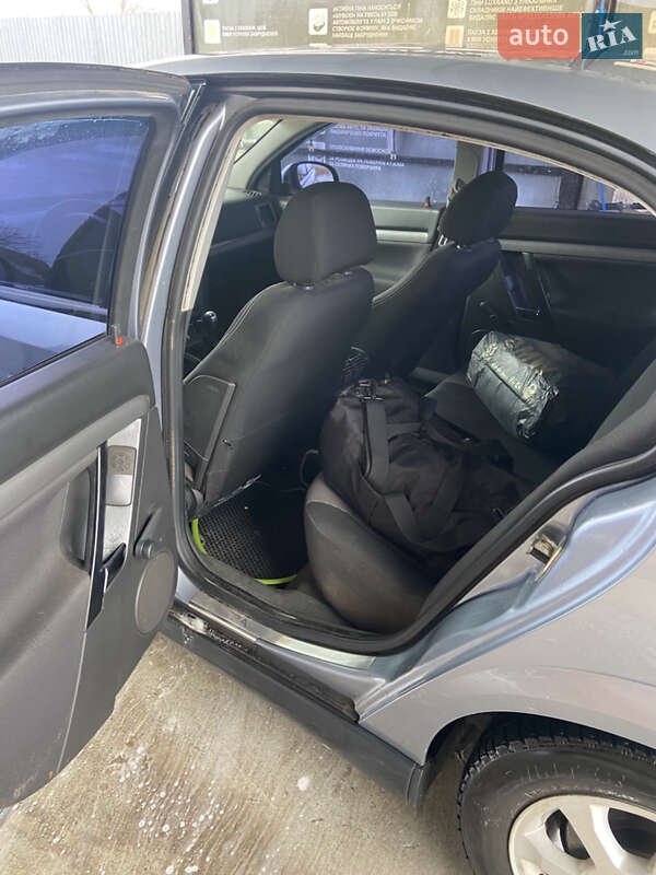 Седан Opel Vectra 2004 в Баштанке