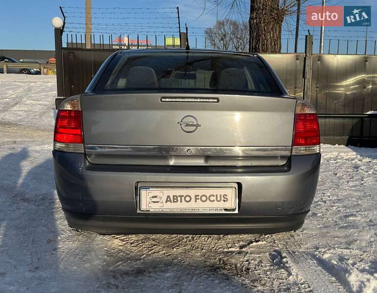 Седан Opel Vectra 2004 в Киеве фото 6 Седан Opel Vectra 2004 в Киеве