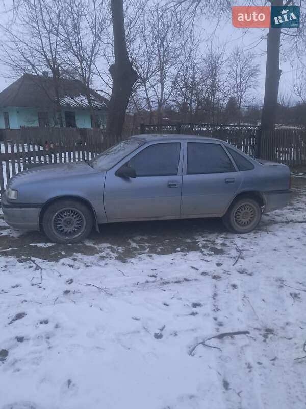 Седан Opel Vectra 1989 в Старой Жадовой фото 4 Седан Opel Vectra 1989 в Старой Жадовой
