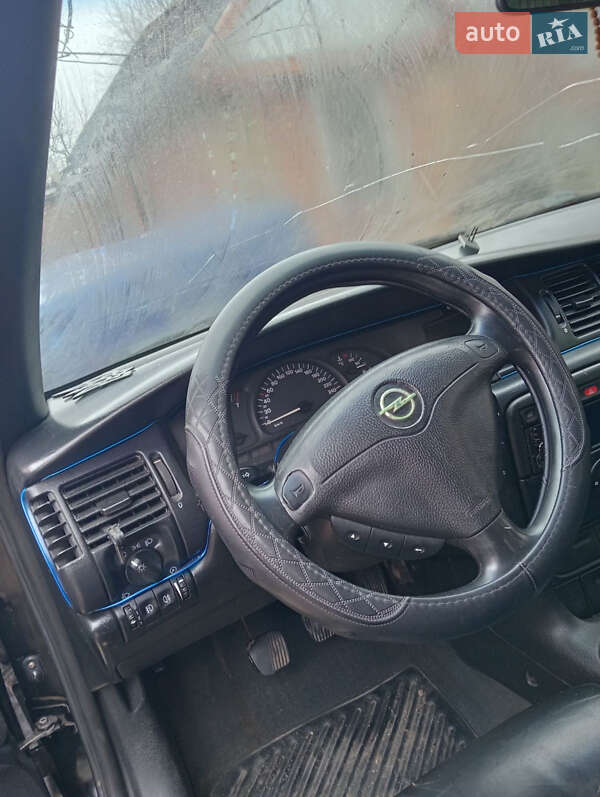 Універсал Opel Vectra 1998 в Хмельницькому