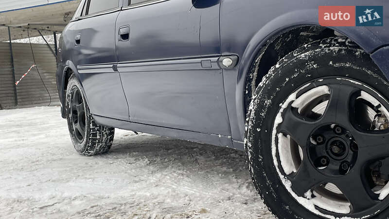 Ліфтбек Opel Vectra 2001 в Дрогобичі