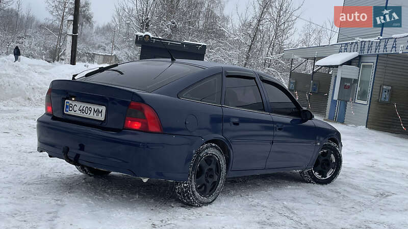 Ліфтбек Opel Vectra 2001 в Дрогобичі