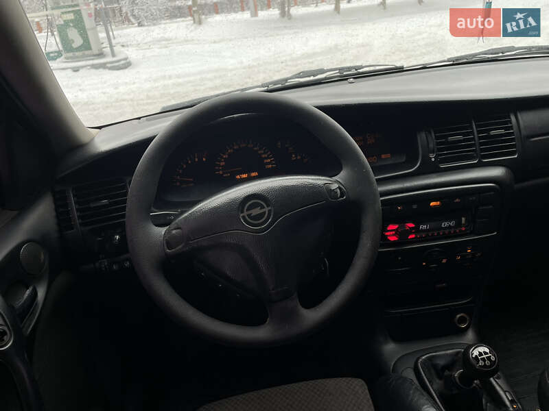 Ліфтбек Opel Vectra 2001 в Дрогобичі