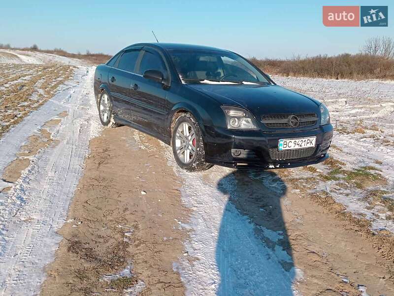 Лифтбек Opel Vectra 2004 в Львове