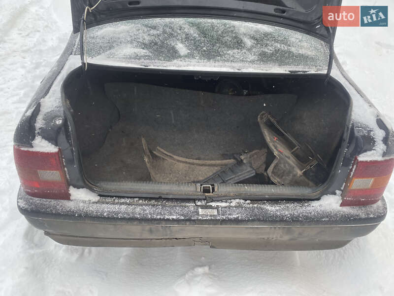 Седан Opel Vectra 1991 в Бердичеве