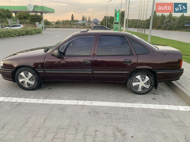 Седан Opel Vectra 1993 в Кам'янець-Подільському