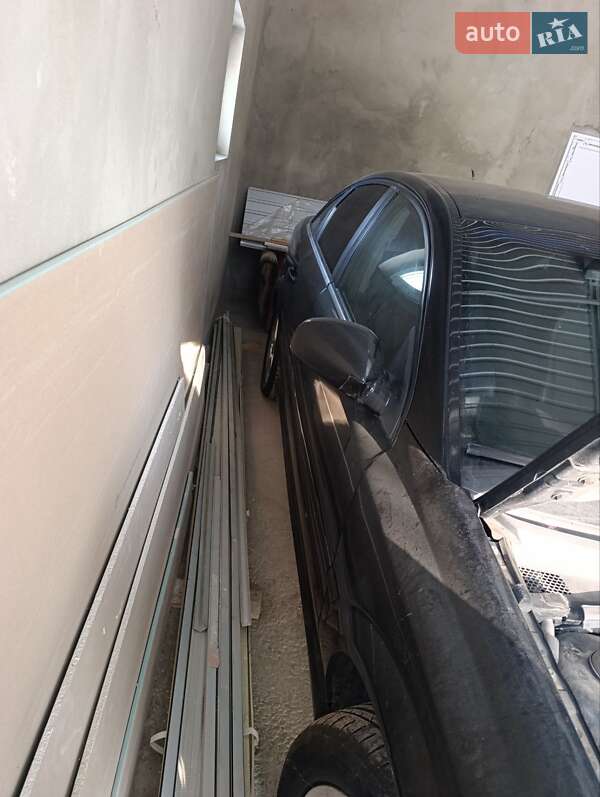 Седан Opel Vectra 2005 в Мамалыге