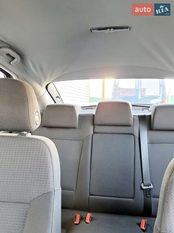 Седан Opel Vectra 2006 в Софиевской Борщаговке