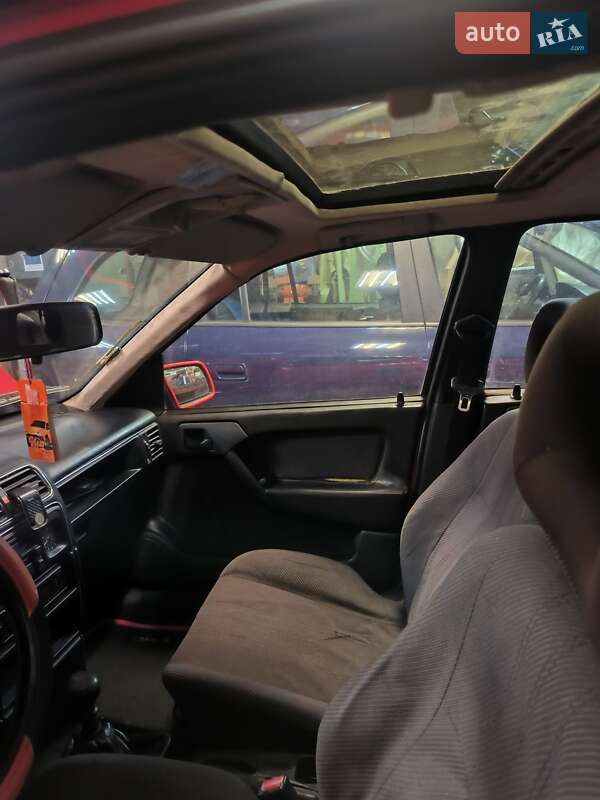 Седан Opel Vectra 1992 в Чернігові