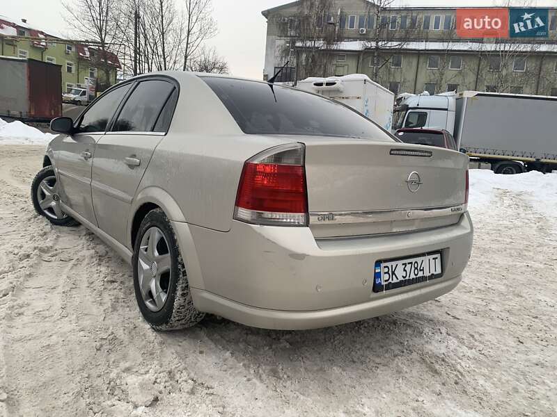Седан Opel Vectra 2007 в Львове
