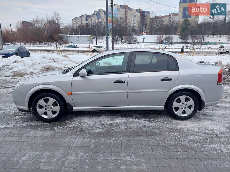 Седан Opel Vectra 2006 в Львове