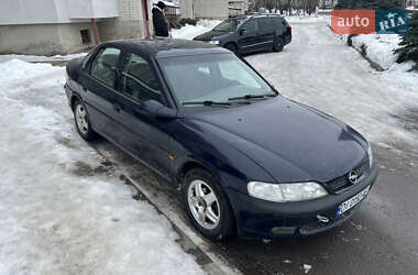 Седан Opel Vectra 1996 в Золочеве