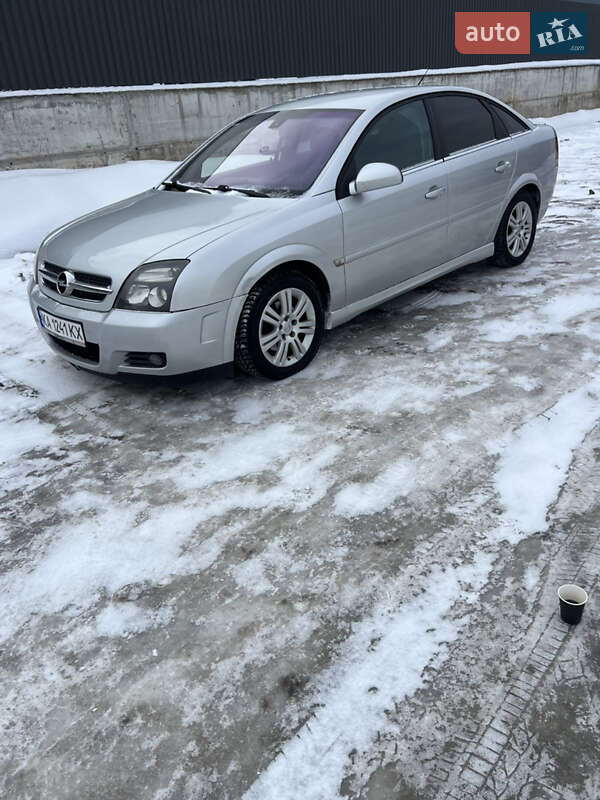 Лифтбек Opel Vectra 2003 в Киеве