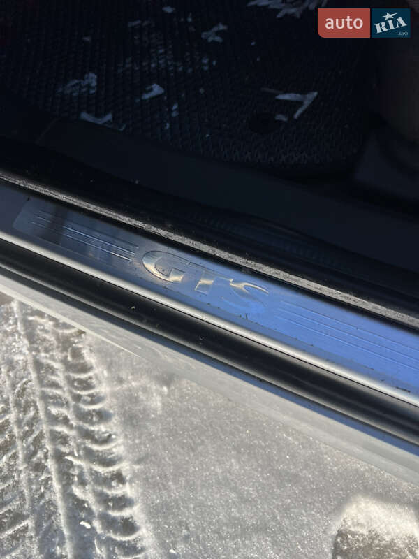 Лифтбек Opel Vectra 2003 в Киеве