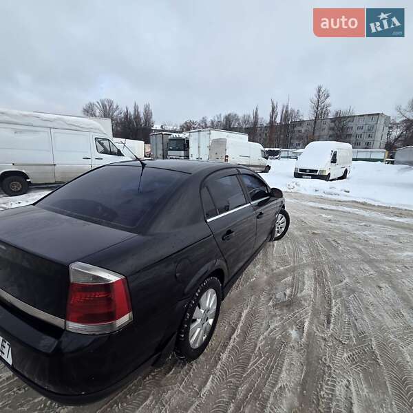 Седан Opel Vectra 2004 в Чернигове