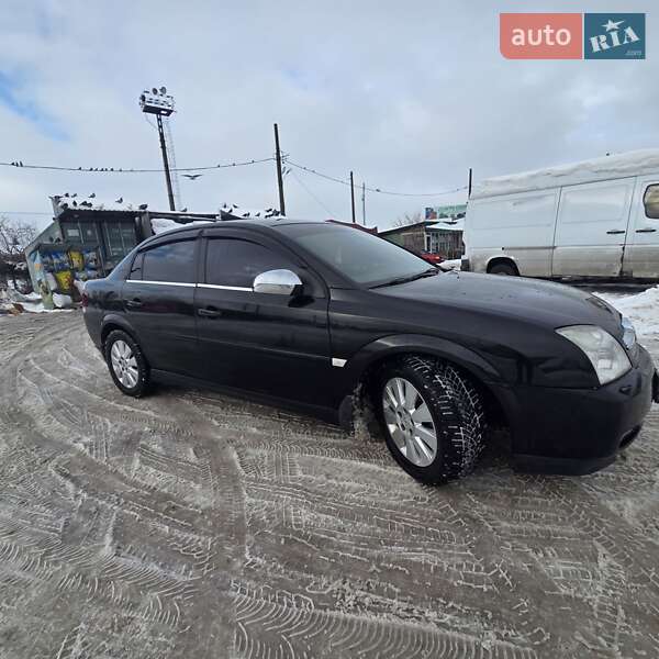 Седан Opel Vectra 2004 в Чернигове
