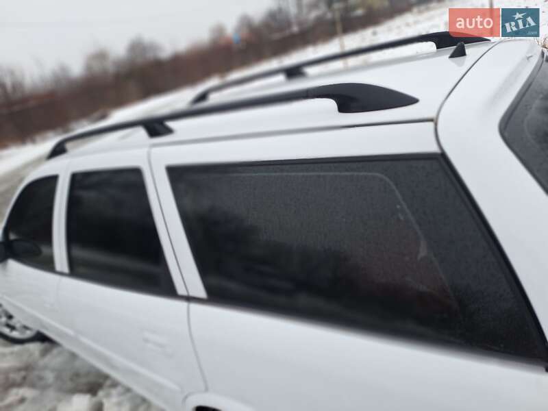 Универсал Opel Vectra 1998 в Черновцах