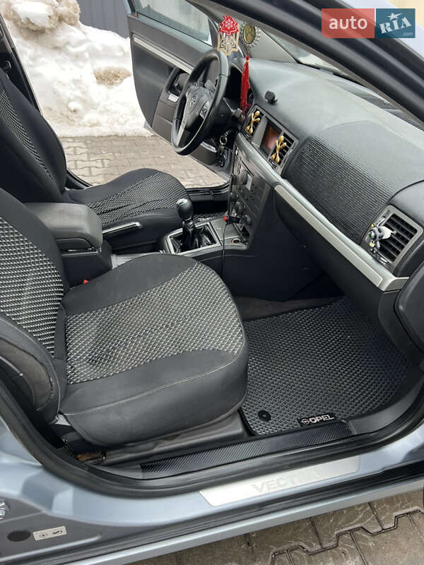 Седан Opel Vectra 2007 в Тернополе фото 12 Седан Opel Vectra 2007 в Тернополе